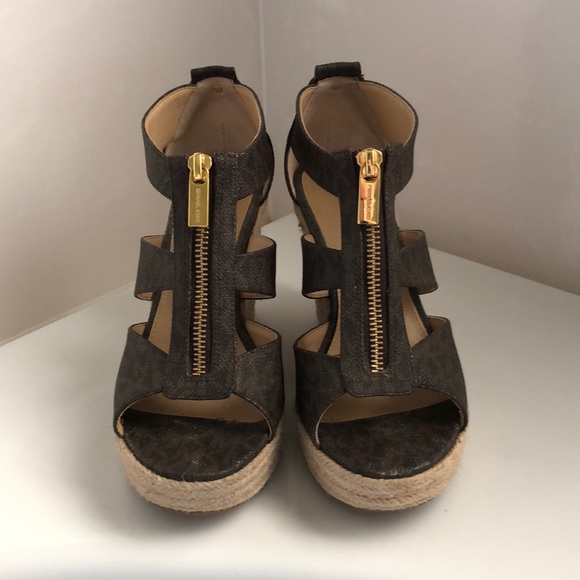 Michael Kors Wedge Sandals - Picture 1 of 9